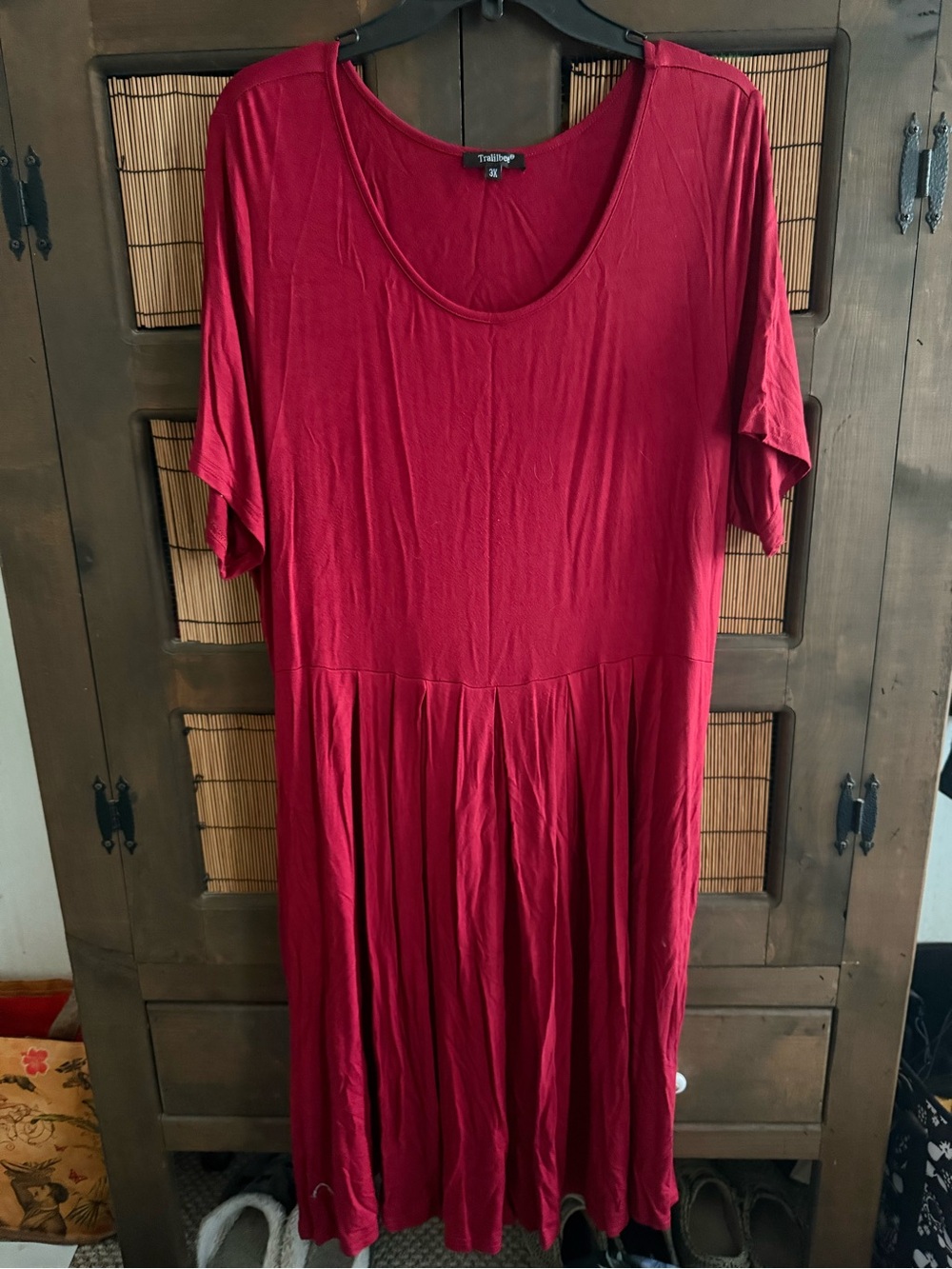 3X Red Mid-length Pleated Swing Dress w/ Scoop Neck & Short Sleeves